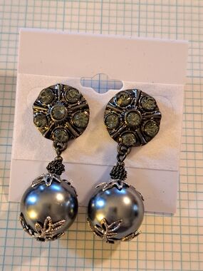 Lucy & Laurel Gunmetal Crystal and Silver Pearl Drop Earrings
